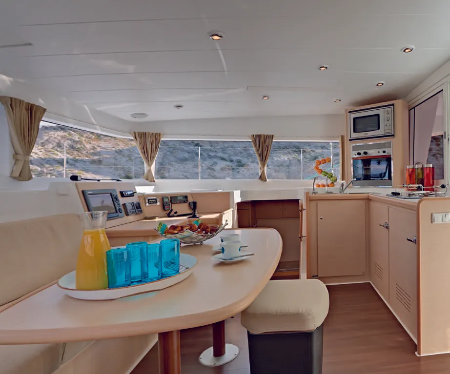 Lagoon 400, Departs Monaco / Fontvieille