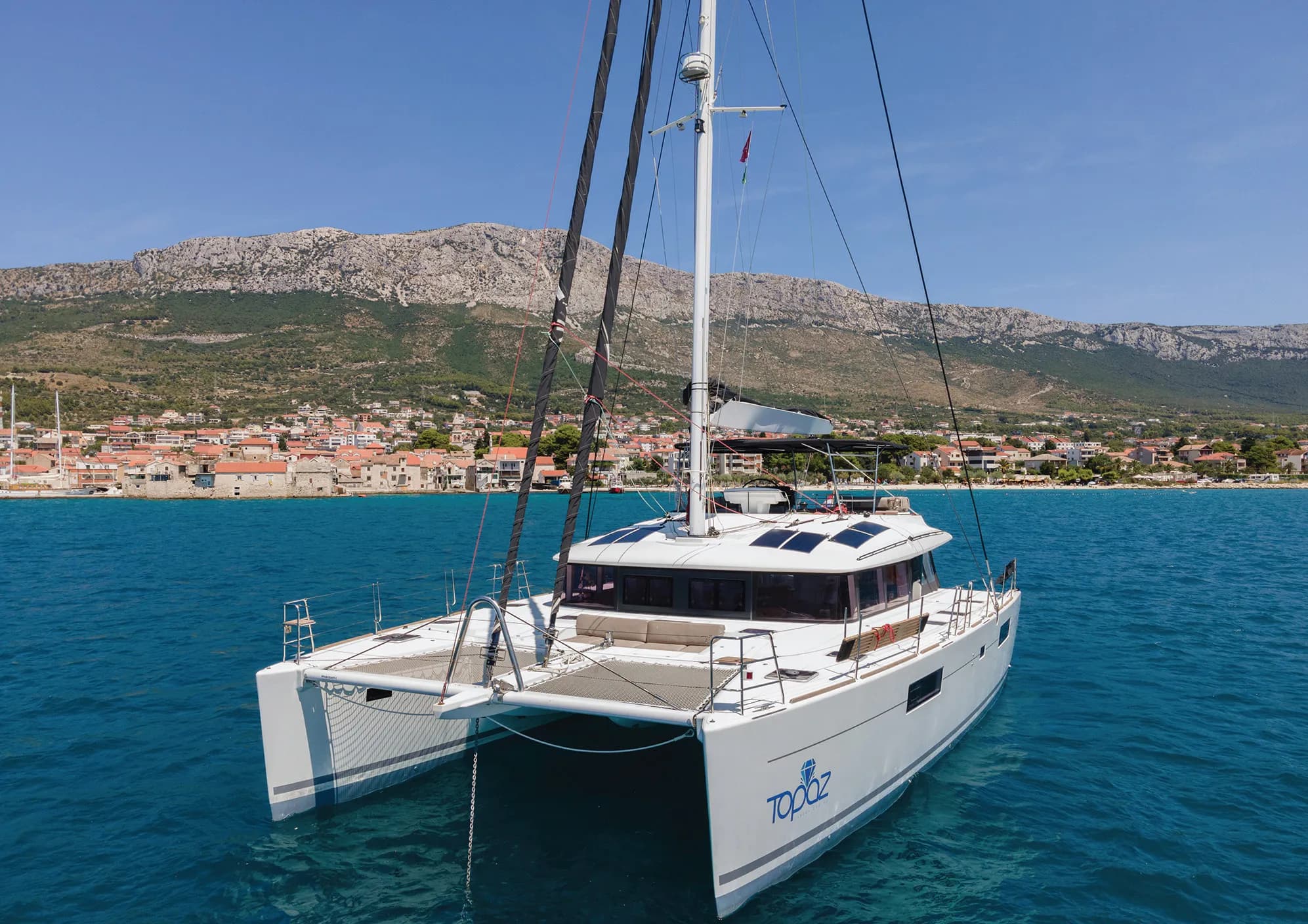 Lagoon 56, Departs Antibes