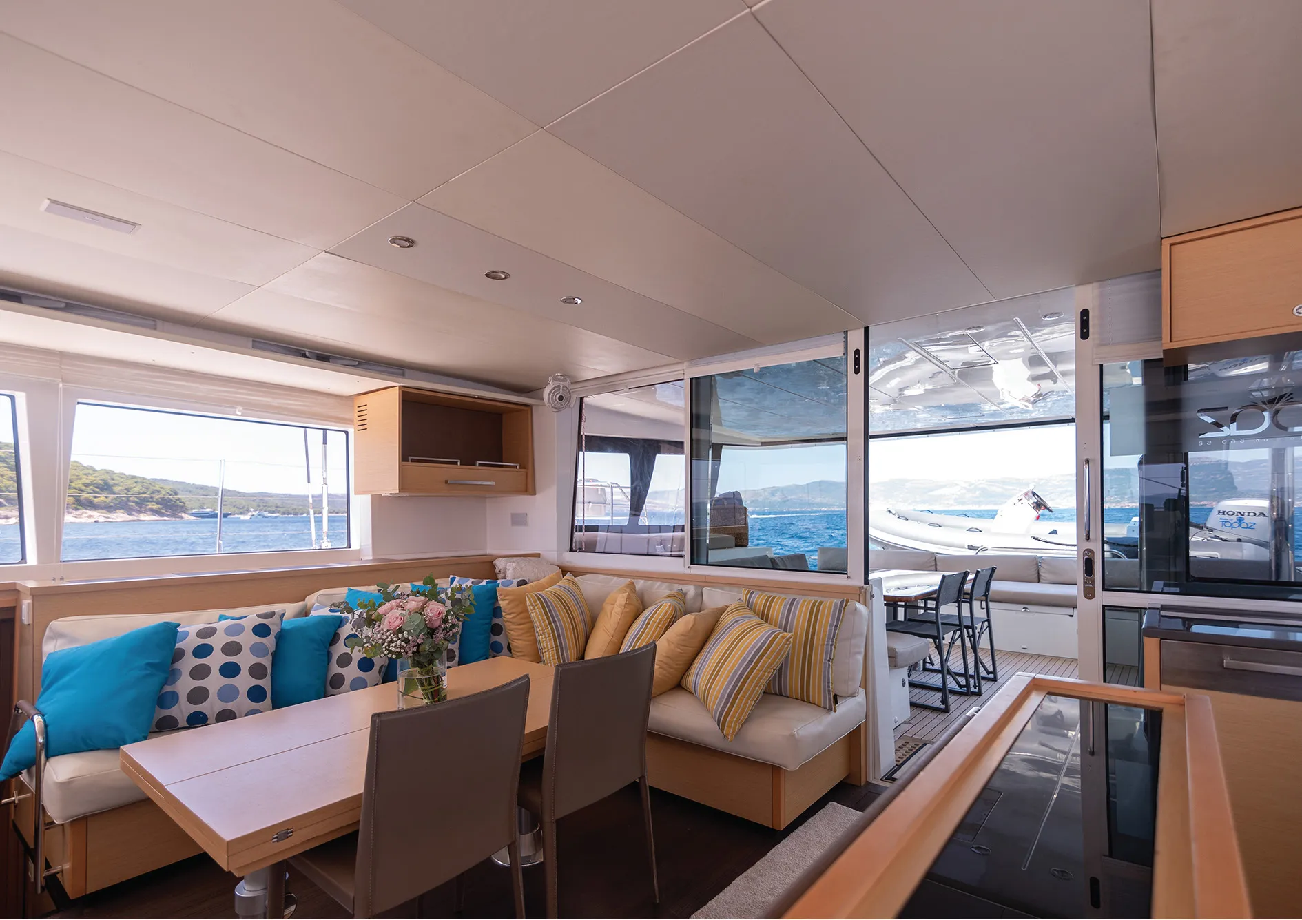 Lagoon 56, Departs Antibes