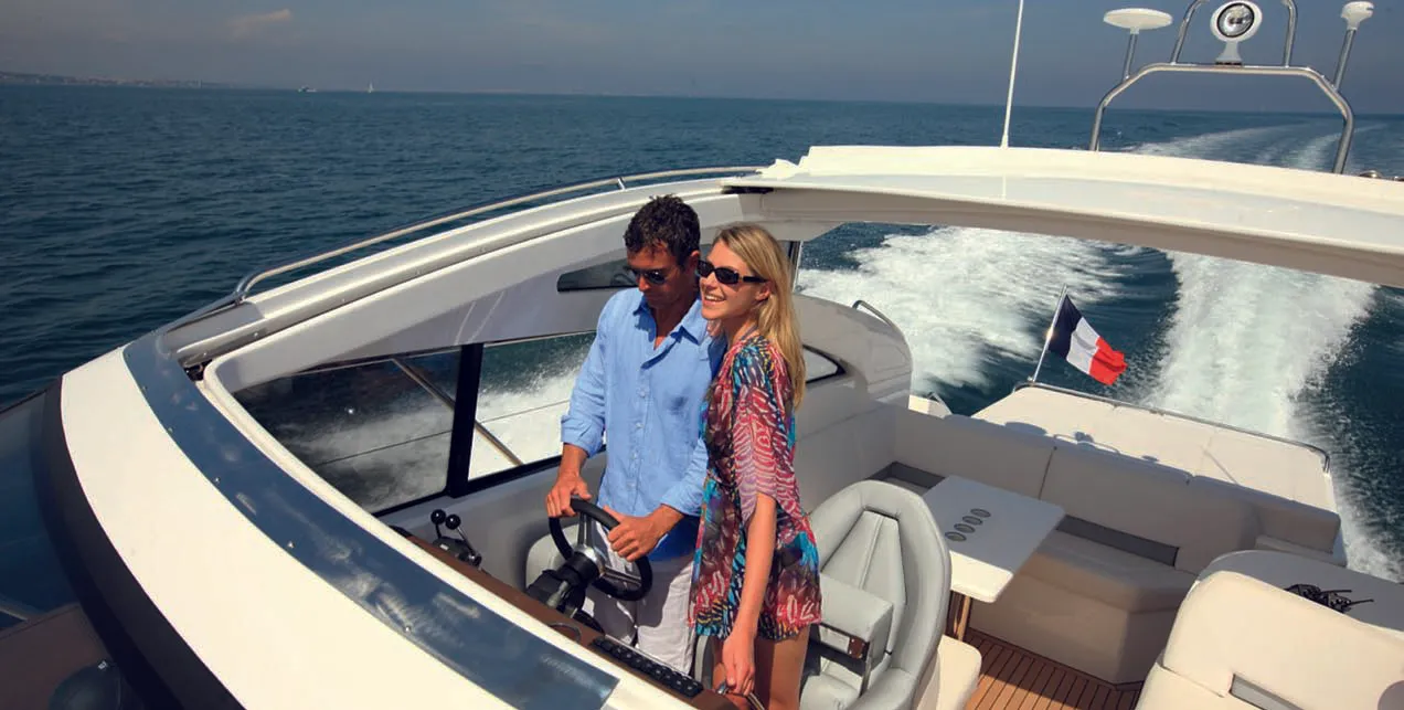 Princess V42, Departs Beaulieu-sur-Mer