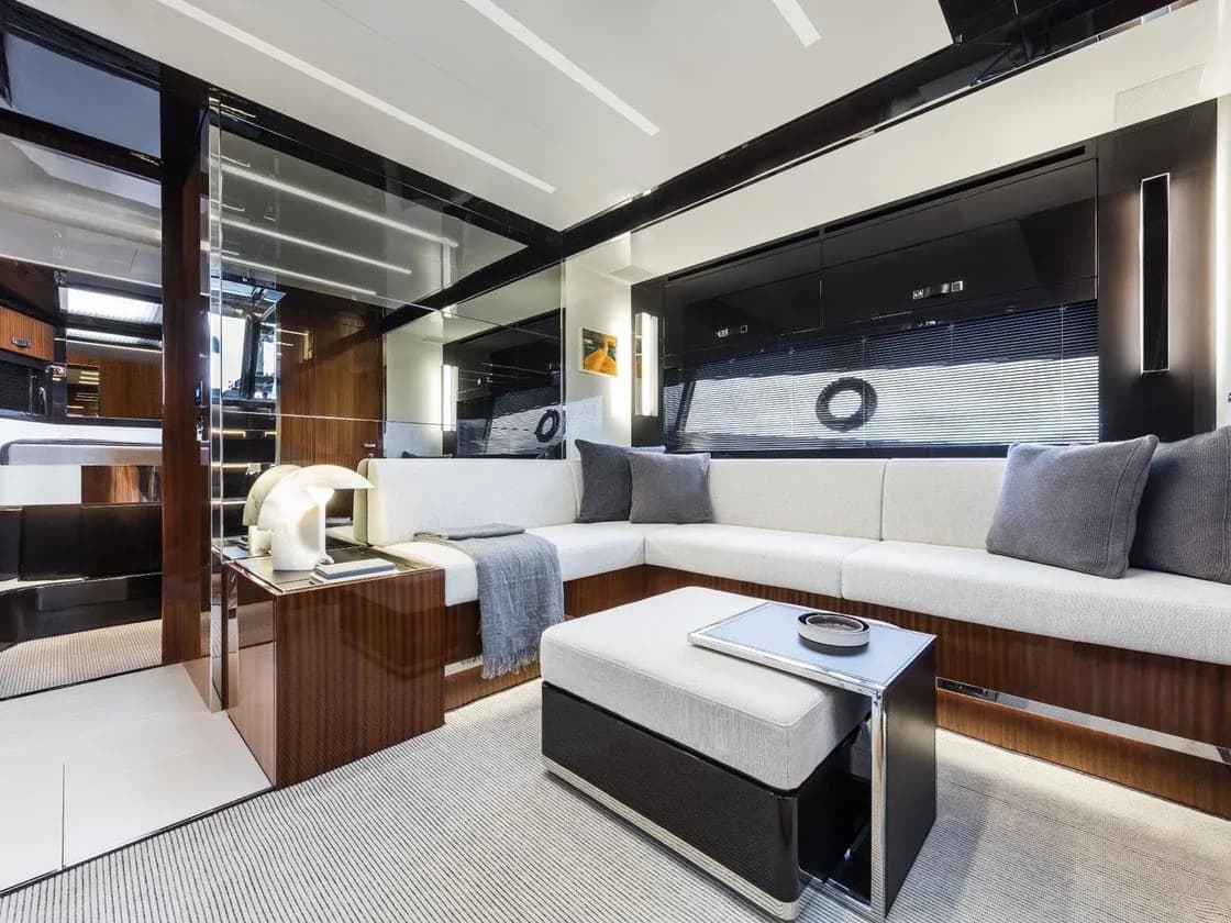 Riva Rivale 56, Departs Antibes