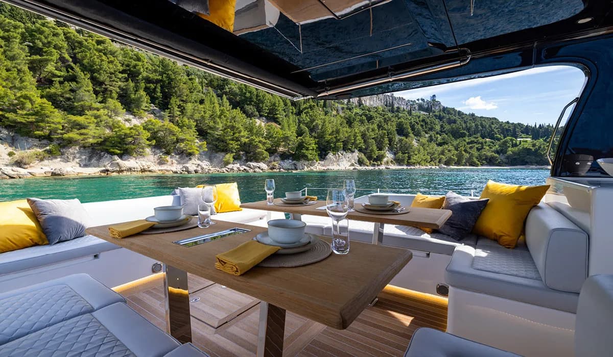 Solaris 60 Open, Departs Cannes / Antibes / Monaco